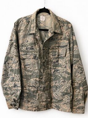 U.S. Air Force ABU Camo Utility Jacket “BUTRON” Medium Military Coat